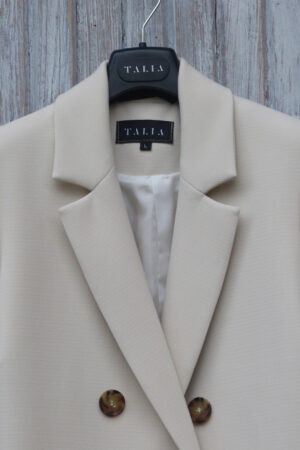 dwurzedowa-kurtka-stylu-marynarki-1