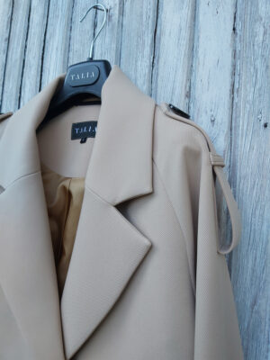 krotki-trencz-tencel-material-strukturalny