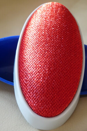 welurowa-powierzchnia-czyszczaca-plaszcz