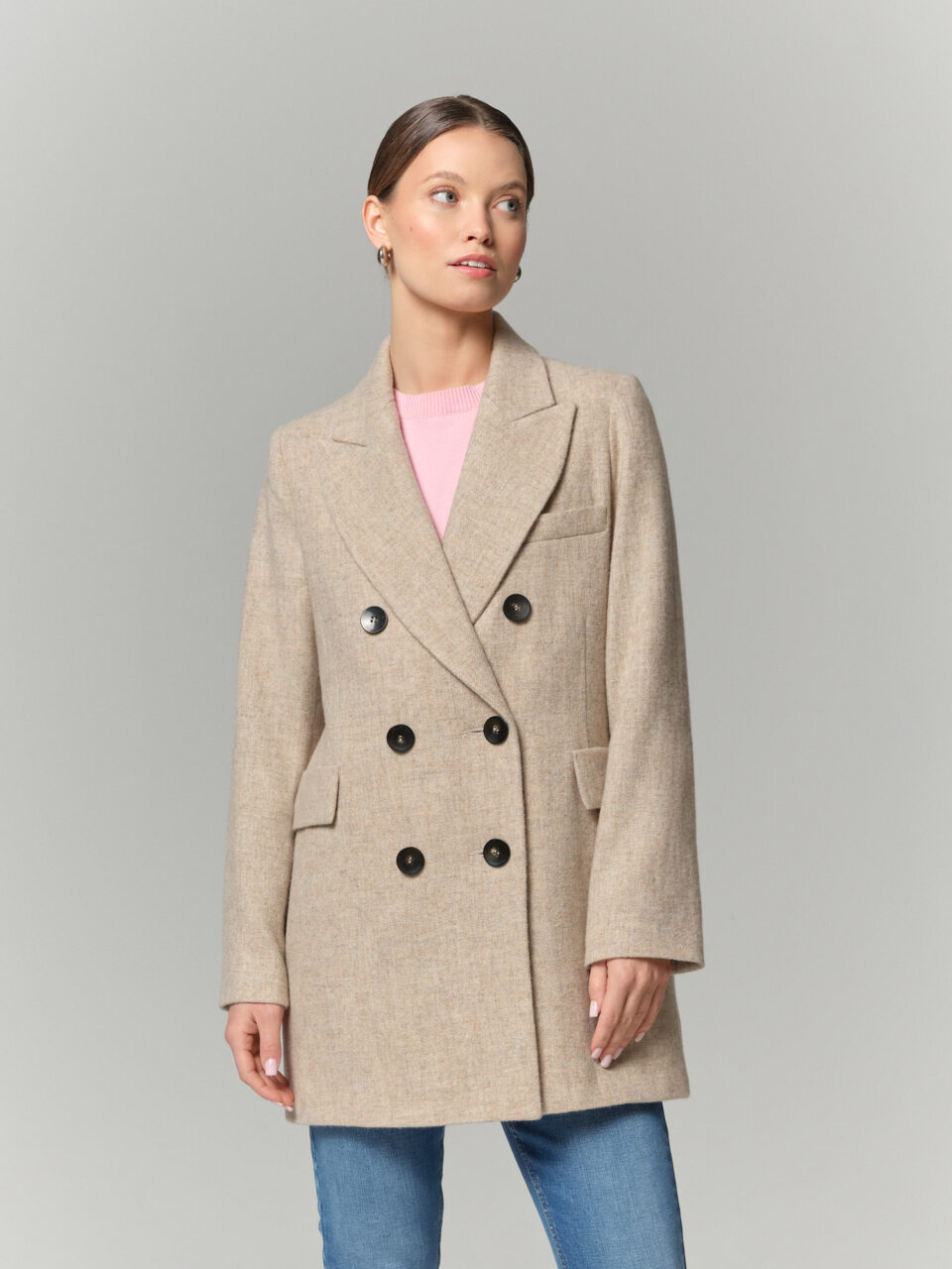 Dwurzędowa marynarka z wełny szetlandzkiej. Ciepła, funkcjonalna i stylowa. Jakość premium.