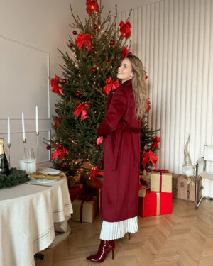 Wełniany długi płaszcz zimowy damski. Jakość premium. Mięsista tkanina w przepieknym kolorze.