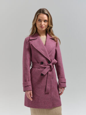 Krótszy płaszcz damski o dopasowanym kroju. Na guziki. Wiązany. Lekka, wełniana kurtka damska.