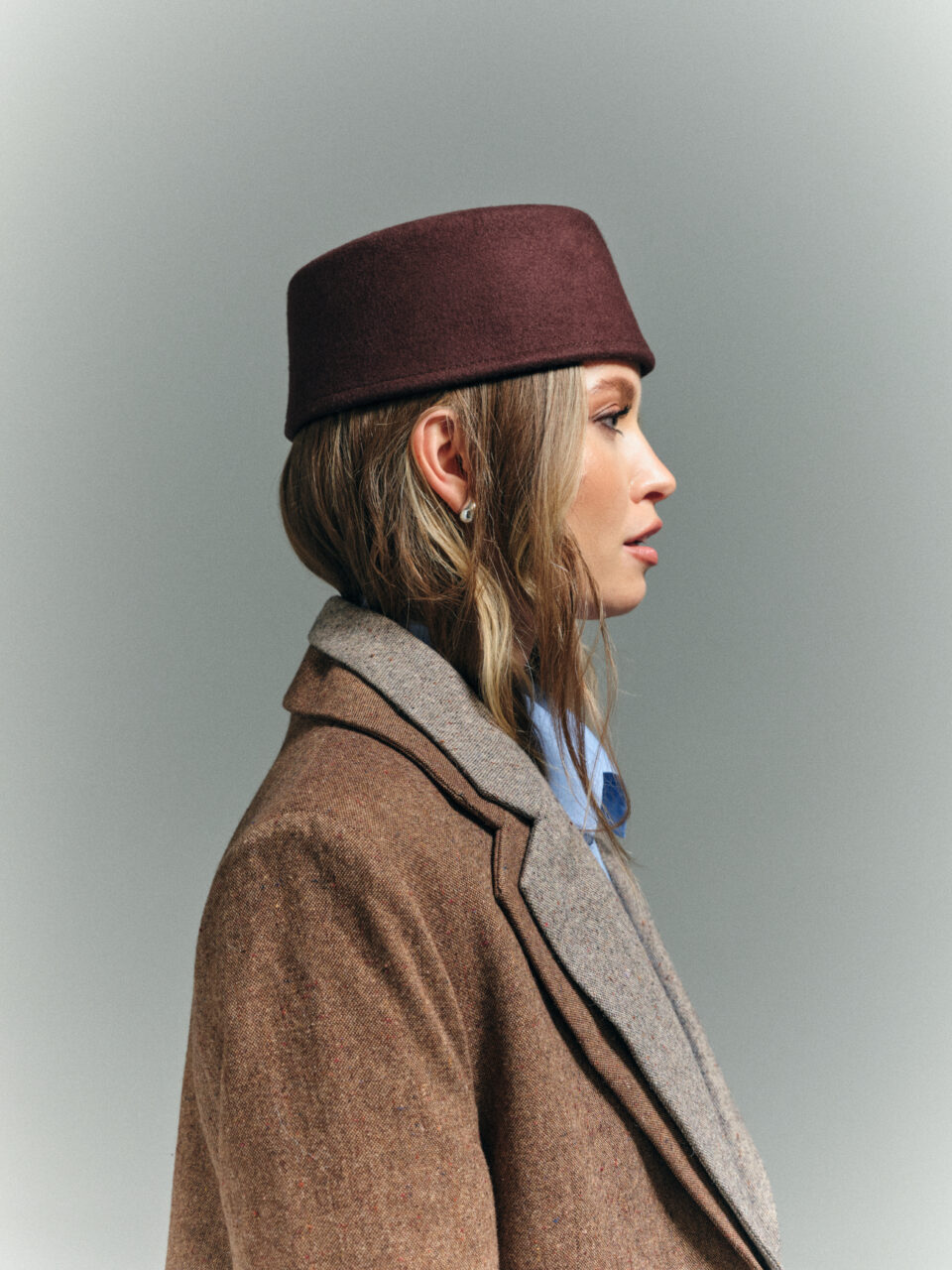 Kurtki damskie szyte ręcznie w Polsce od 1988r. w rodzinnej pracowni. Produkt premium.